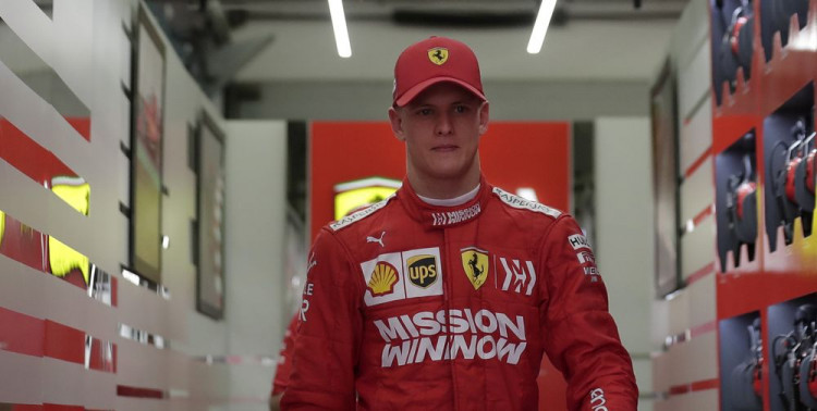 Michael Schumacher má svojho nástupcu v F1. Mick Schumacher vstupuje do kráľovnej motošportu
