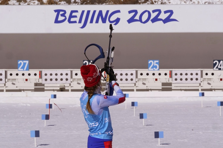 ZOH 2022 Biatlon zmiešaná štafeta muži ženy ONLINE dnes