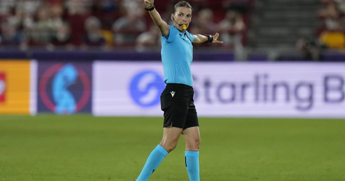 Frappartová wird als erste Frau in der Geschichte ein Duell bei einer WM leiten