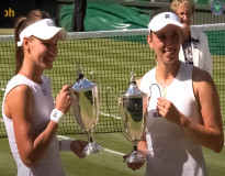 Wimbledon 2025: Kudermetovová a Mertensová otočili finále a získali titul vo štvorhre