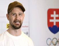 ZOH26 Hokej: Tatar zobral pozíciu vlajkonosiča s poctou