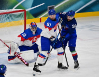 ZOH26: Digiacinto bol suspendovaný na jeden duel pre zákrok na Fehérváryho