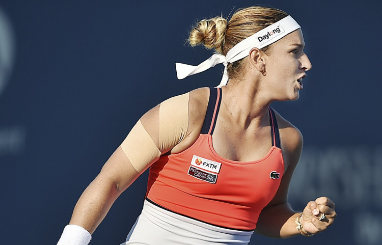 Dominika Cibulková Fed cup Cibulková zdolala Alvesovú a Slovensko vedie nad Brazíliou 1:0 ���