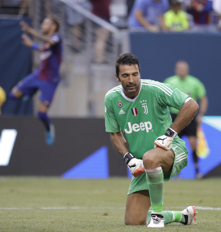Juventus doma prehral po 57 zápasoch, veterán Buffon ukázal veľké športové gesto - VIDEO