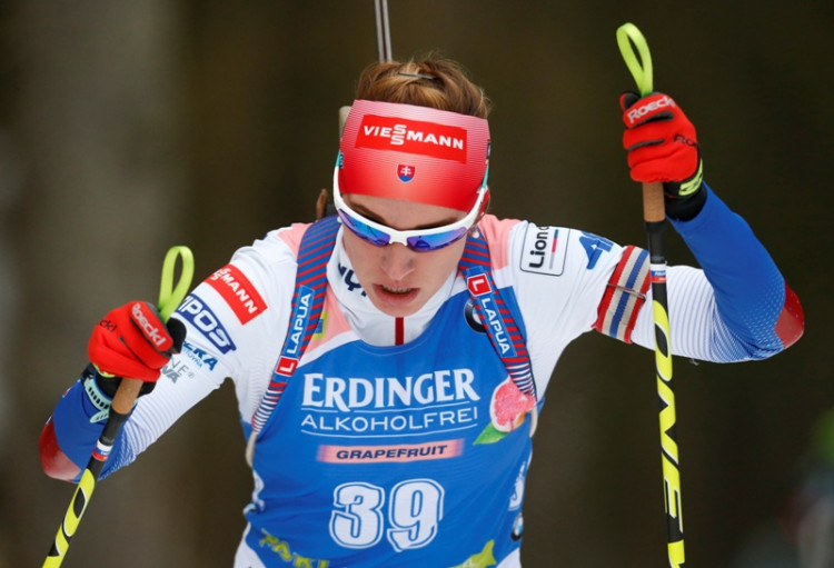 Biatlon dnes hromadný štart ženy ONLINE 12,5 km Oberhof Paulína Fialková