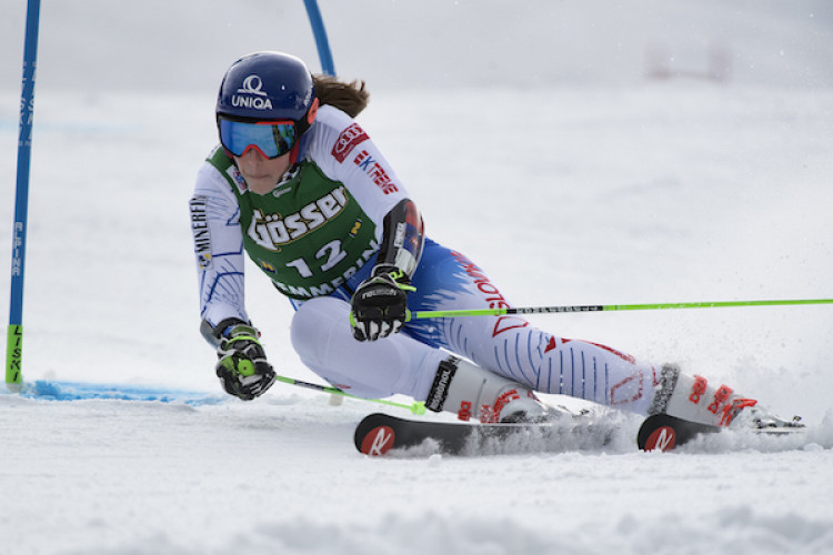 Obrovský slalom ženy 1. kolo:  Petra Vlhová je druhá pred Shiffrinovou