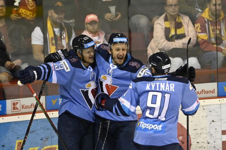 HC Slovan Bratislava Dukla Trenčín hokej ONLINE dnes LIVE Tipsport liga