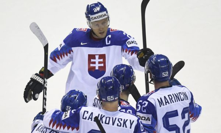 Hokej: Slováci by sa na olympiáde stretli v skupine s Fínmi a Švédmi