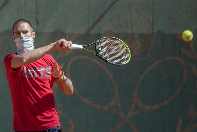 Daviscupoví reprezentanti si po šiestich týždňoch zahrali tenis