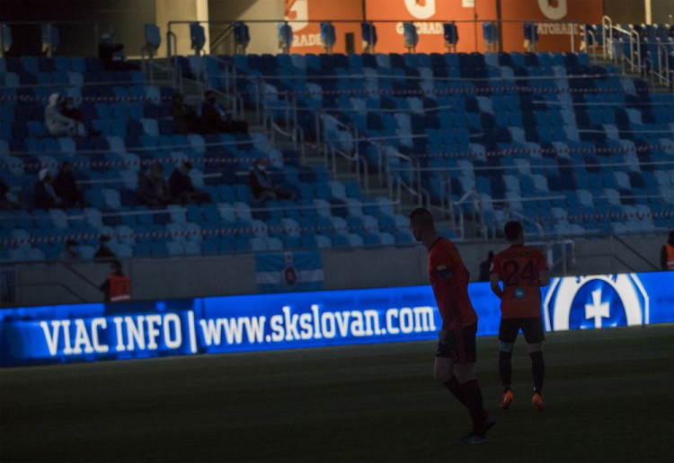 Koronavírus v ŠK Slovan Bratislava, šláger Fortuna ligy s FC DAC 1904 Dunajská Streda je v ohrození