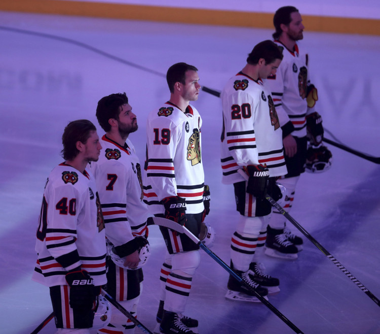 Patrick Kane a Jonathan Toews sú totálne vytočení. Veľa vecí ma tu šokovalo, tvrdí kapitán Chicago Blackhawks