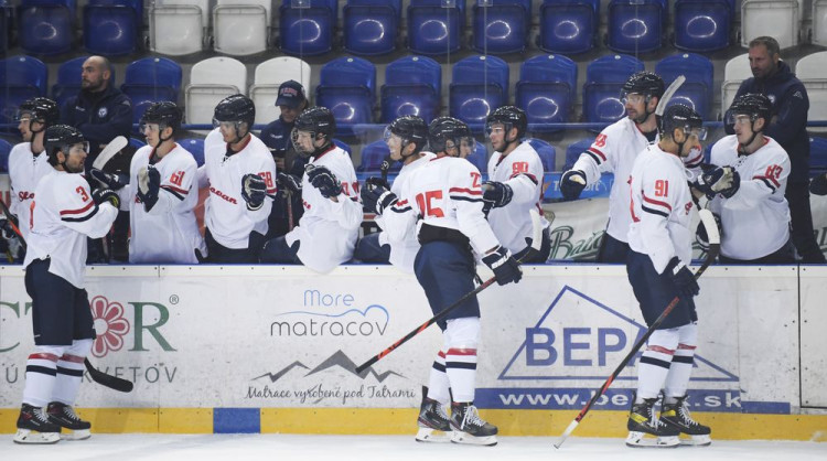 HC Slovan Bratislava Liptovský Mikuláš ONLINE Tipos extraliga 2021 dnes