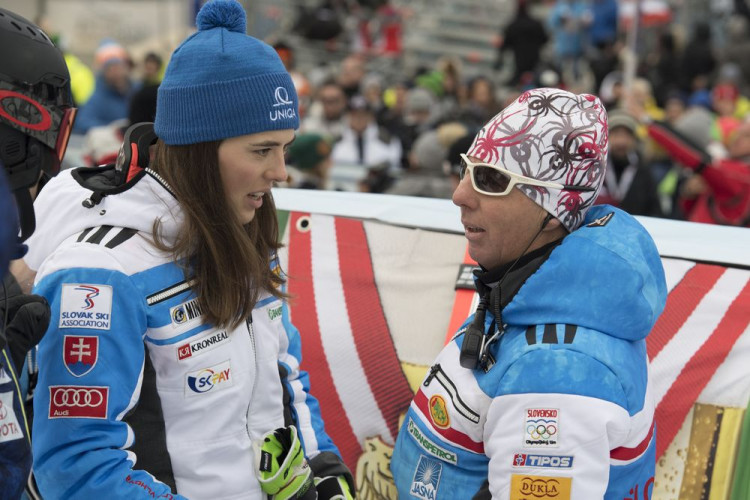 Livio Magoni nie je spokojný s výkonmi Petry Vlhovej. Mikaela Shiffrinová je už v Levi. Bude vraj veľa sĺz