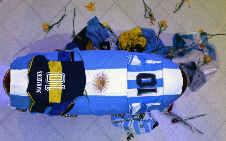 Pitva odhalila príčinu smrti. Diego Maradona mal dvakrát ťažšie srdce v porovnaní s normálom