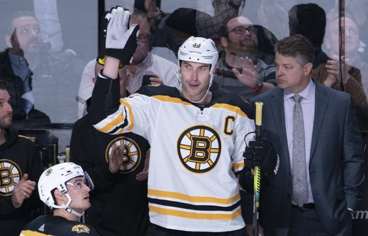 Chára ukončil kariéru: Je mi cťou skončiť ako hráč Bostonu Bruins