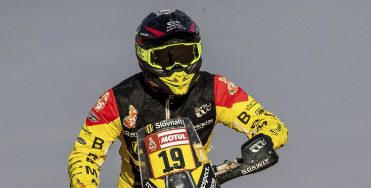 Štefan Svitko vypadol po tretej etape Rely Dakar z TOP 10 (VIDEO)