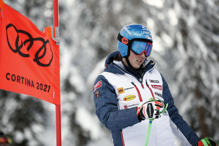 Vzrušenie stúpa. Zjazd v Lenzerheide zrušili. Petra Vlhová má veľký glóbus o krok bližšie