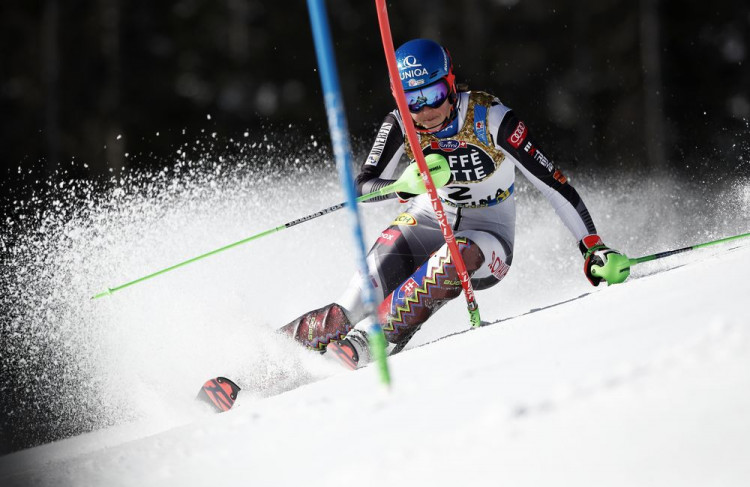 Petra Vlhová slalom žien 1. kolo ONLINE Aare 2021 dnes