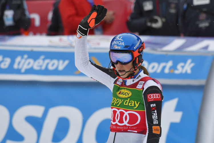 Petra Vlhová skončila v Jasnej na druhom mieste, zvíťazila Mikaela Shiffrinová (VIDEO)