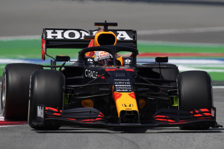 F1 Veľká cena Abu Dhabí ONLINE dnes Hamilton vs Verstappen