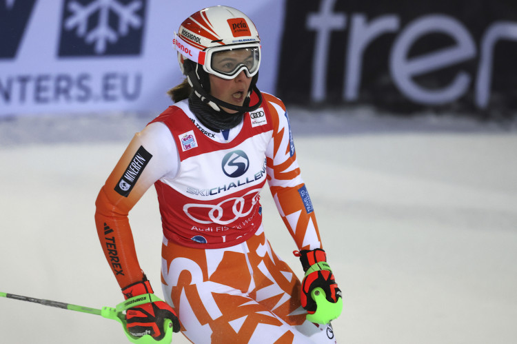 Petra Vlhová nedeľa slalom v Levi 1. kolo online dnes