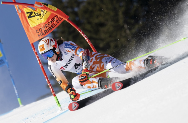 Petra Vlhová 1. kolo slalom ženy dnes MS v lyžovaní Courchevel ONLINE