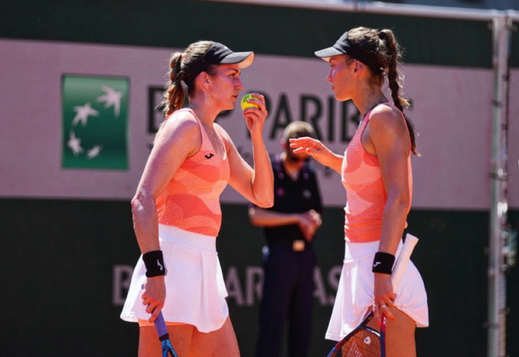 Miháliková - Nichollsovou vyradené v úvode Wimbledonu