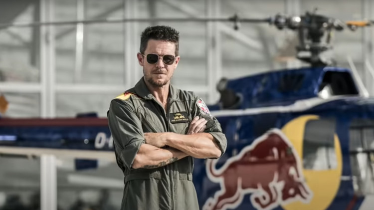 Smutná správa - Felix Baumgartner tragicky zahynul pri paraglajdingu