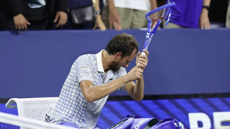Tenis-US Open: Medvedev dostal pokutu 42.500 dolárov za nevhodné správanie