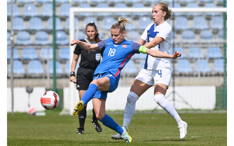 Dominika Škorvánková, futbal